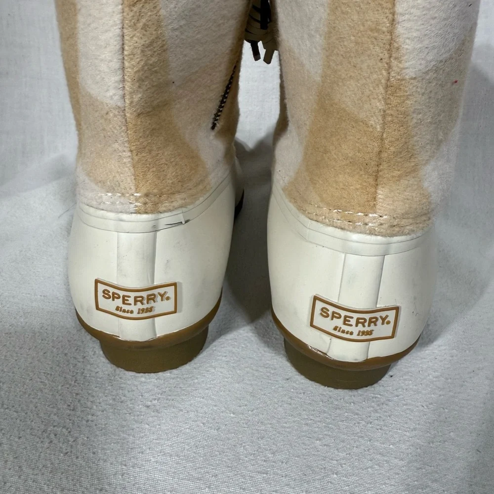 Sperry Women's Cream and Tan Winter Boots